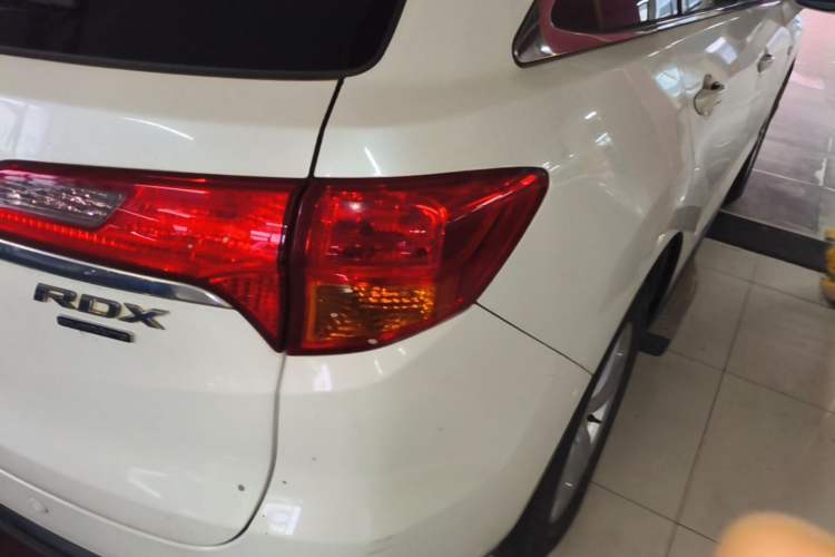 Used Acura RDX 2013 3.0L Two-Wheel Drive Elite Edition Right Rear Taillight