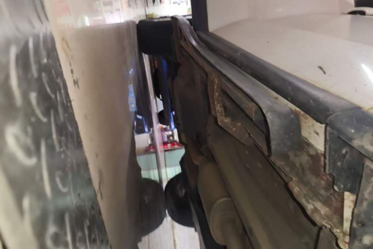 Used Acura RDX 2013 3.0L Two-Wheel Drive Elite Edition Right Side Sill