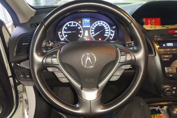 Used Acura RDX 2013 3.0L Two-Wheel Drive Elite Edition Steering Wheel