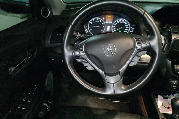 Used Acura RDX 2013 3.0L Two-Wheel Drive Elite Edition Steering Wheel