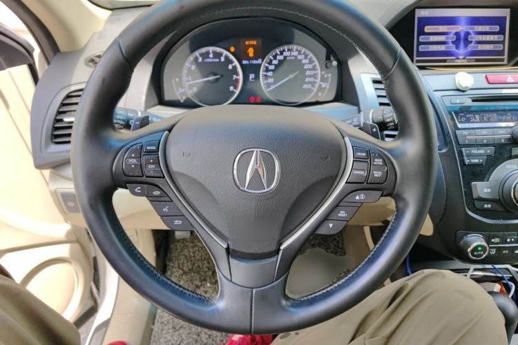 Used Acura RDX 2013 3.0L Two-Wheel Drive Elite Edition Steering Wheel