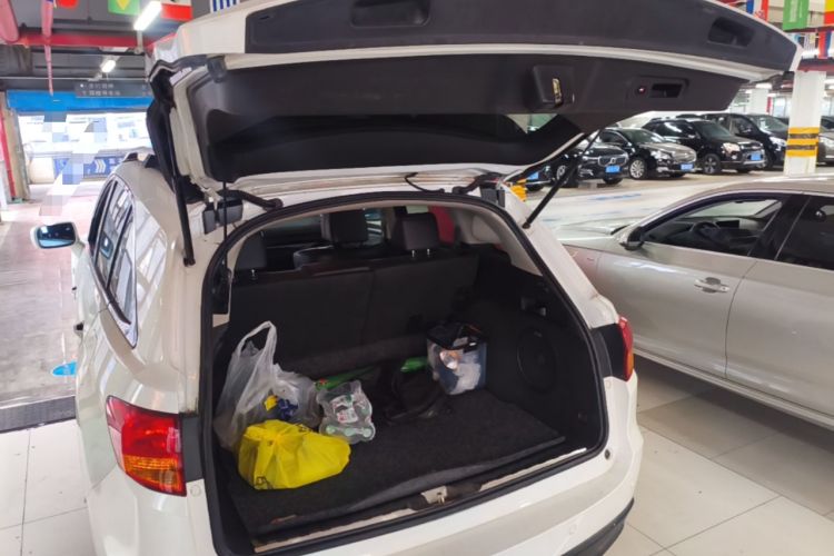 Used Acura RDX 2013 3.0L Two-Wheel Drive Elite Edition Trunk