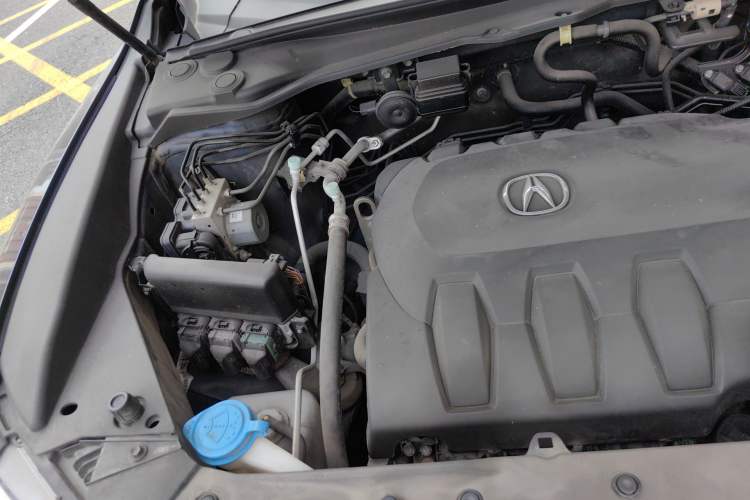 Used Acura RDX 2016 3.0L Four-Wheel Drive Deluxe Edition Engine Bay Right