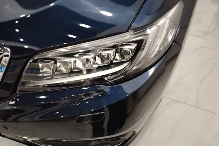 Used Acura RDX 2016 3.0L Four-Wheel Drive Deluxe Edition Left Front Headlight