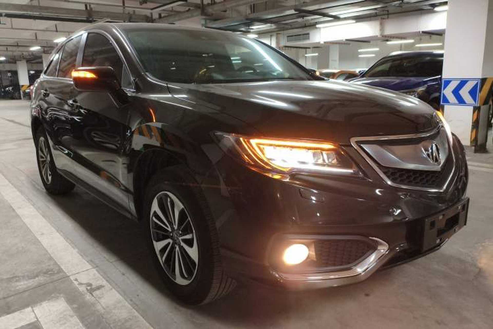 Used Acura RDX 2016 3.0L Four-Wheel Drive Deluxe Edition Exterior 2