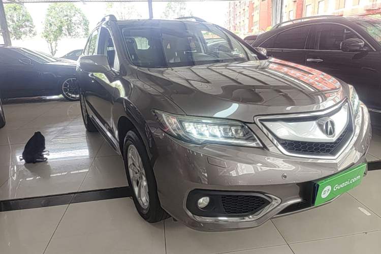 Used Acura RDX 2016 3.0L Two-Wheel-Drive Elite Edition Front Right 45 Deg