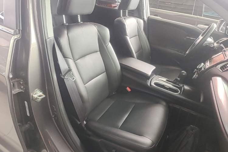 Used Acura RDX 2016 3.0L Two-Wheel-Drive Elite Edition Right Front Seat