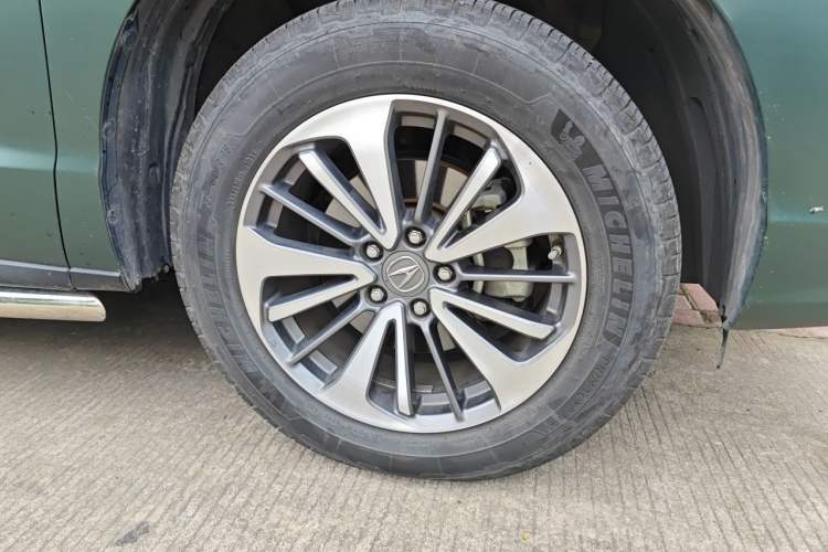 Used Acura RDX  Right Front Wheel Hub
