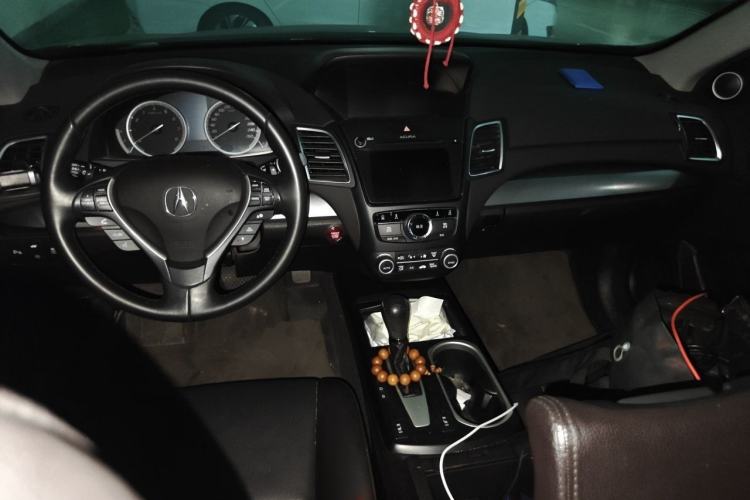 Used Acura RDX 2016 3.0L Two-Wheel-Drive Elite Edition Center Console