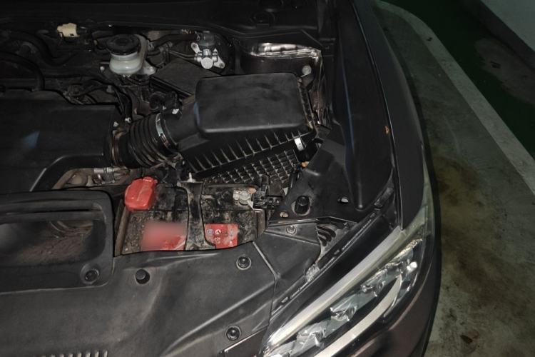 Used Acura RDX 2016 3.0L Two-Wheel-Drive Elite Edition Engine Bay Left