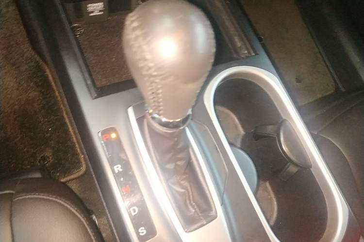 Used Acura RDX 2016 3.0L Two-Wheel Drive Comfort Edition Gear Lever