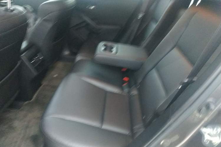 Used Acura RDX 2016 3.0L Two-Wheel Drive Comfort Edition Interior 4