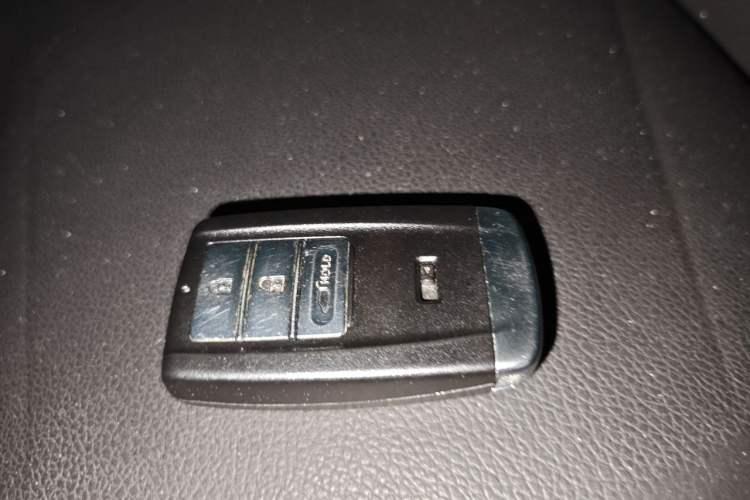Used Acura RDX 2016 3.0L Two-Wheel-Drive Elite Edition Vehicle Key