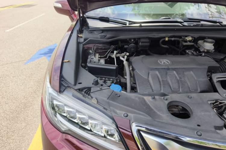 Used Acura RDX 2016 3.0L Four-Wheel Drive Deluxe Edition Engine Bay Right
