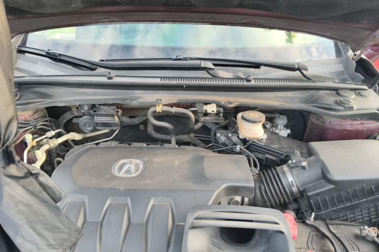 Used Acura RDX 2016 3.0L Two-Wheel-Drive Elite Edition Engine Bay