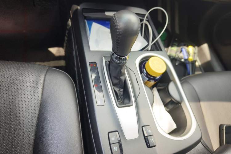 Used Acura RDX 2016 3.0L Four-Wheel Drive Deluxe Edition Gear Lever