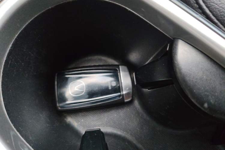 Used Acura RDX 2016 3.0L Two-Wheel-Drive Elite Edition Vehicle Key
