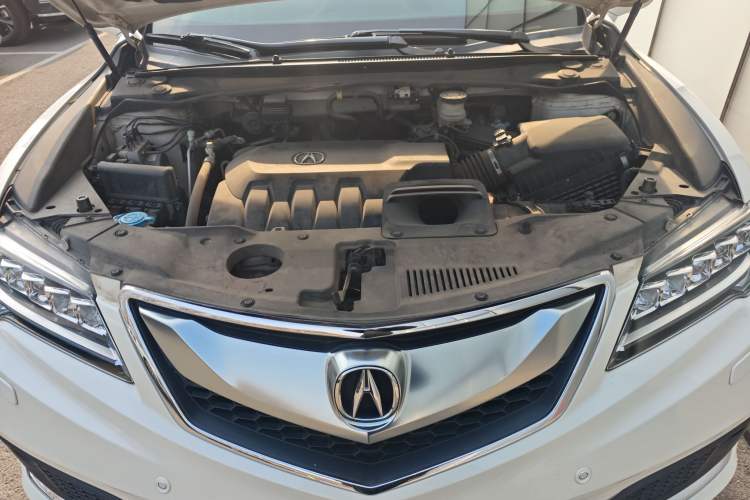 Used Acura RDX 2016 3.0L Four-Wheel Drive Deluxe Edition Engine Bay