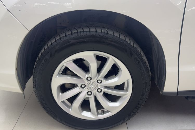 Used Acura RDX 2016 3.0L Two-Wheel-Drive Elite Edition Exterior 4