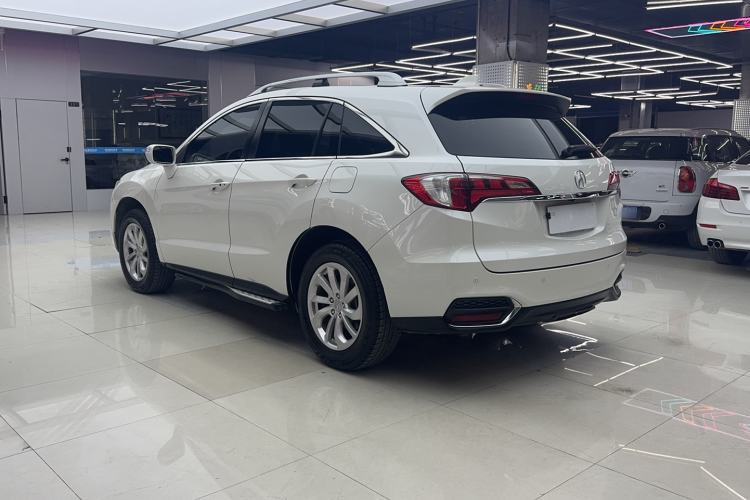 Used Acura RDX 2016 3.0L Two-Wheel-Drive Elite Edition Exterior 5