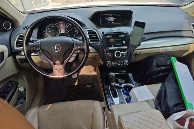 Used Acura RDX 2016 3.0L Four-Wheel Drive Deluxe Edition Interior 2