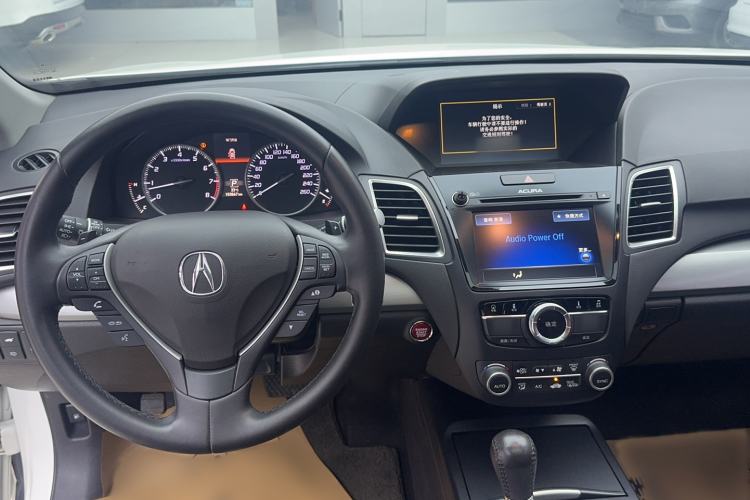 Used Acura RDX 2016 3.0L Two-Wheel-Drive Elite Edition Interior 4