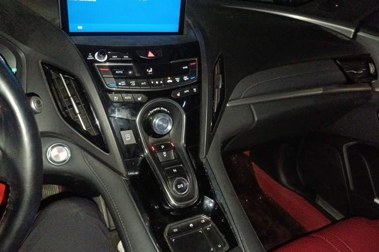 Used Acura RDX 2019 2.0T Diamond Edition · Majestic Version SH-AWD China V Standard Audio And AC Panel