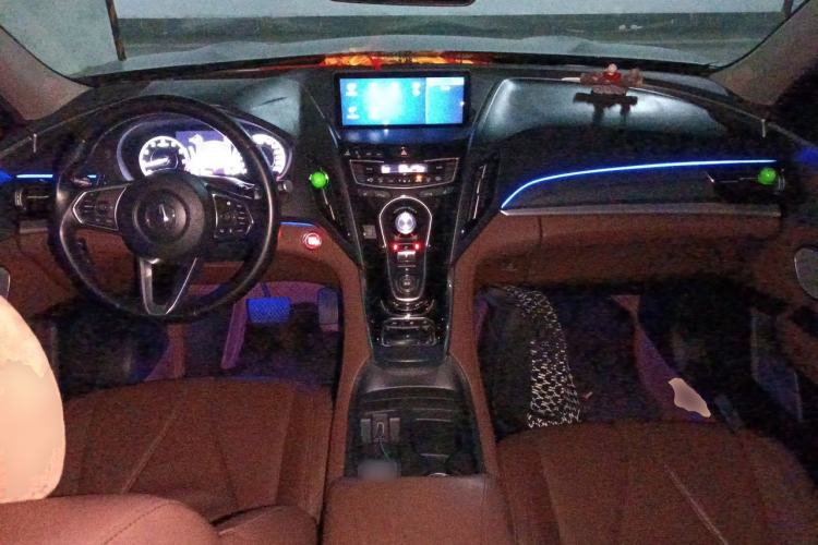 Used Acura RDX 2019 2.0T Luxury Edition China V Standard Center Console