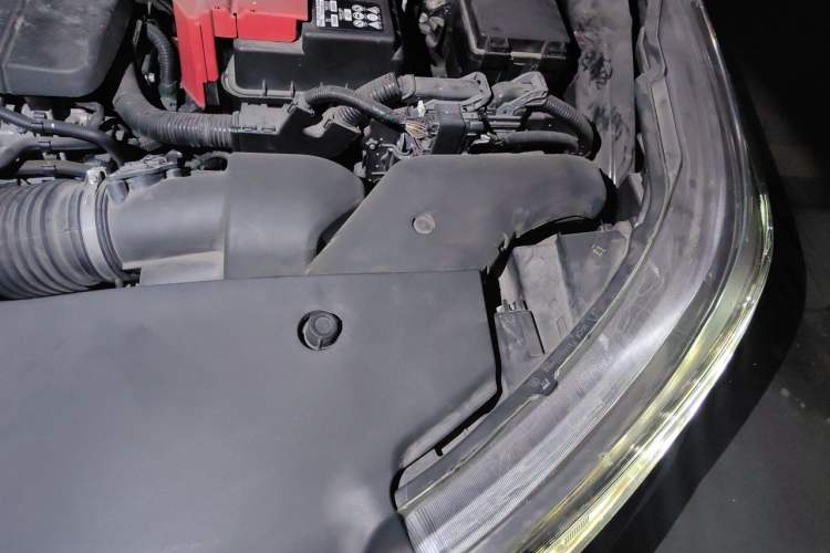Used Acura RDX 2019 2.0T Smart Enjoyment Version SH-AWD China VI Engine Bay Left