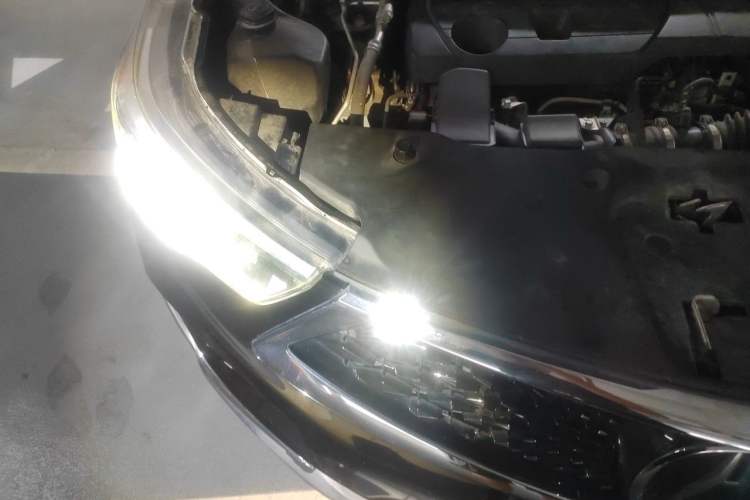 Used Acura RDX 2019 2.0T Prestige Edition SH-AWD China V Standard Engine Bay Right