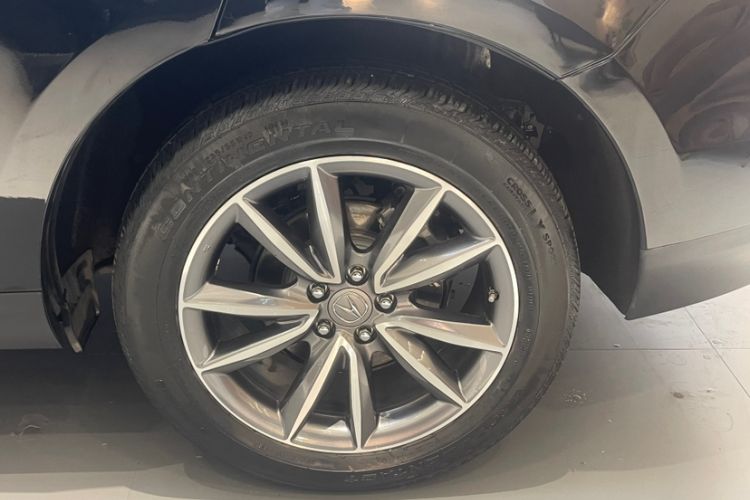 Used Acura RDX 2019 2.0T Smart Enjoyment Version SH-AWD China VI Interior 3