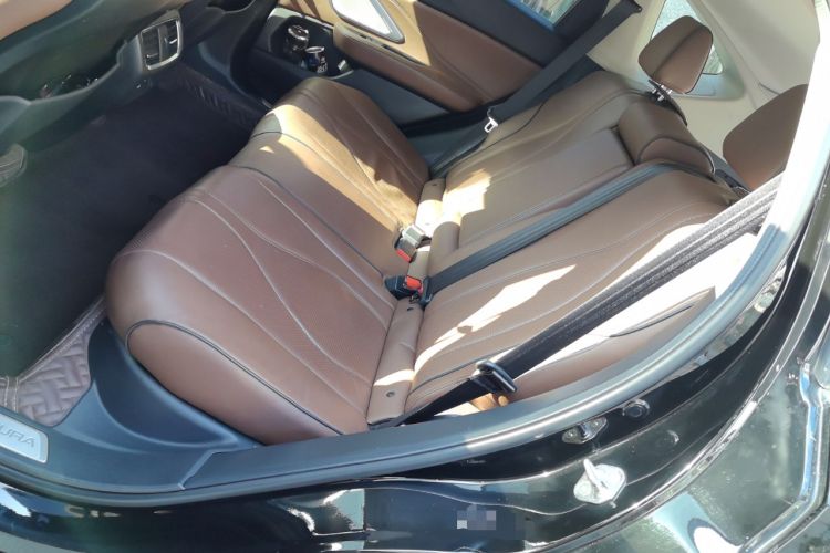 Used Acura RDX 2019 2.0T Prestige Edition SH-AWD China V Standard Interior 4
