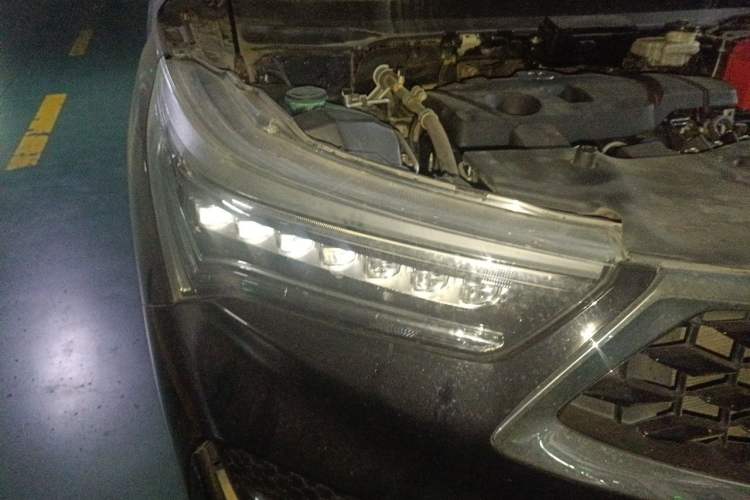 Used Acura RDX 2019 2.0T Diamond Edition · Majestic Version SH-AWD China V Standard Right Front Headlight