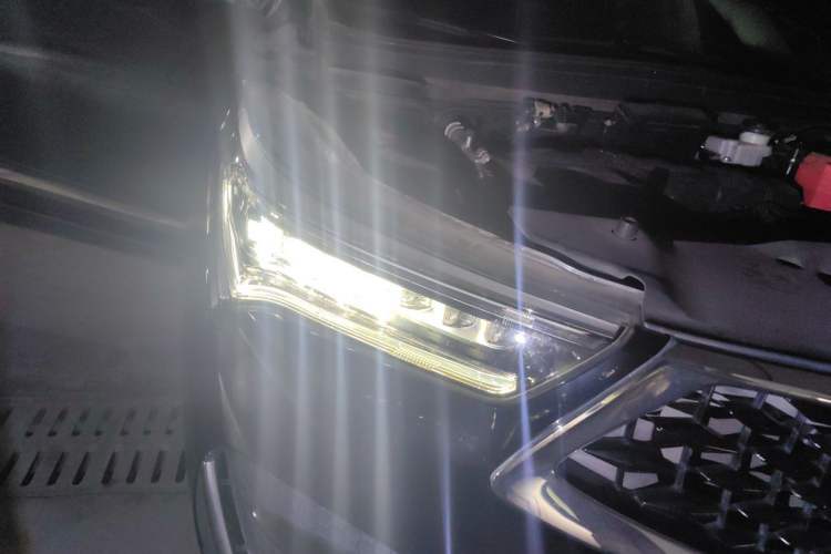 Used Acura RDX 2019 2.0T Smart Enjoyment Version SH-AWD China VI Right Front Headlight