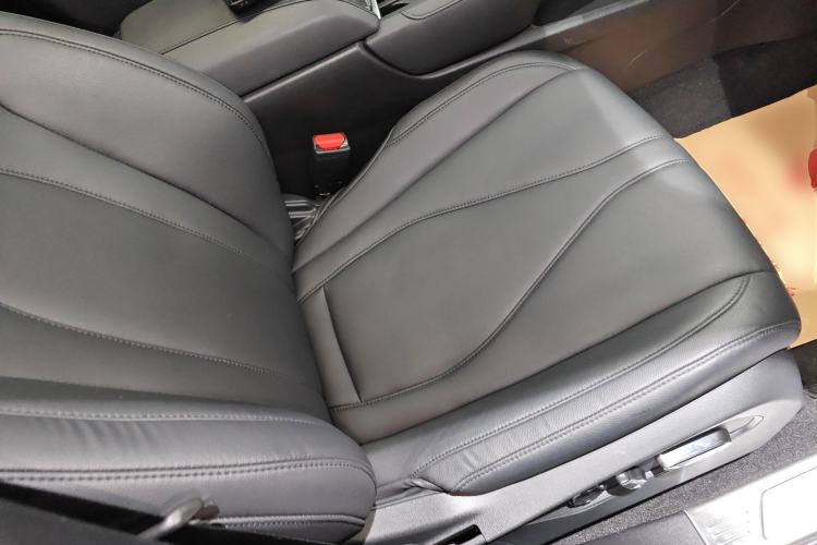 Used Acura RDX 2019 2.0T Smart Enjoyment Version SH-AWD China VI Right Front Seat