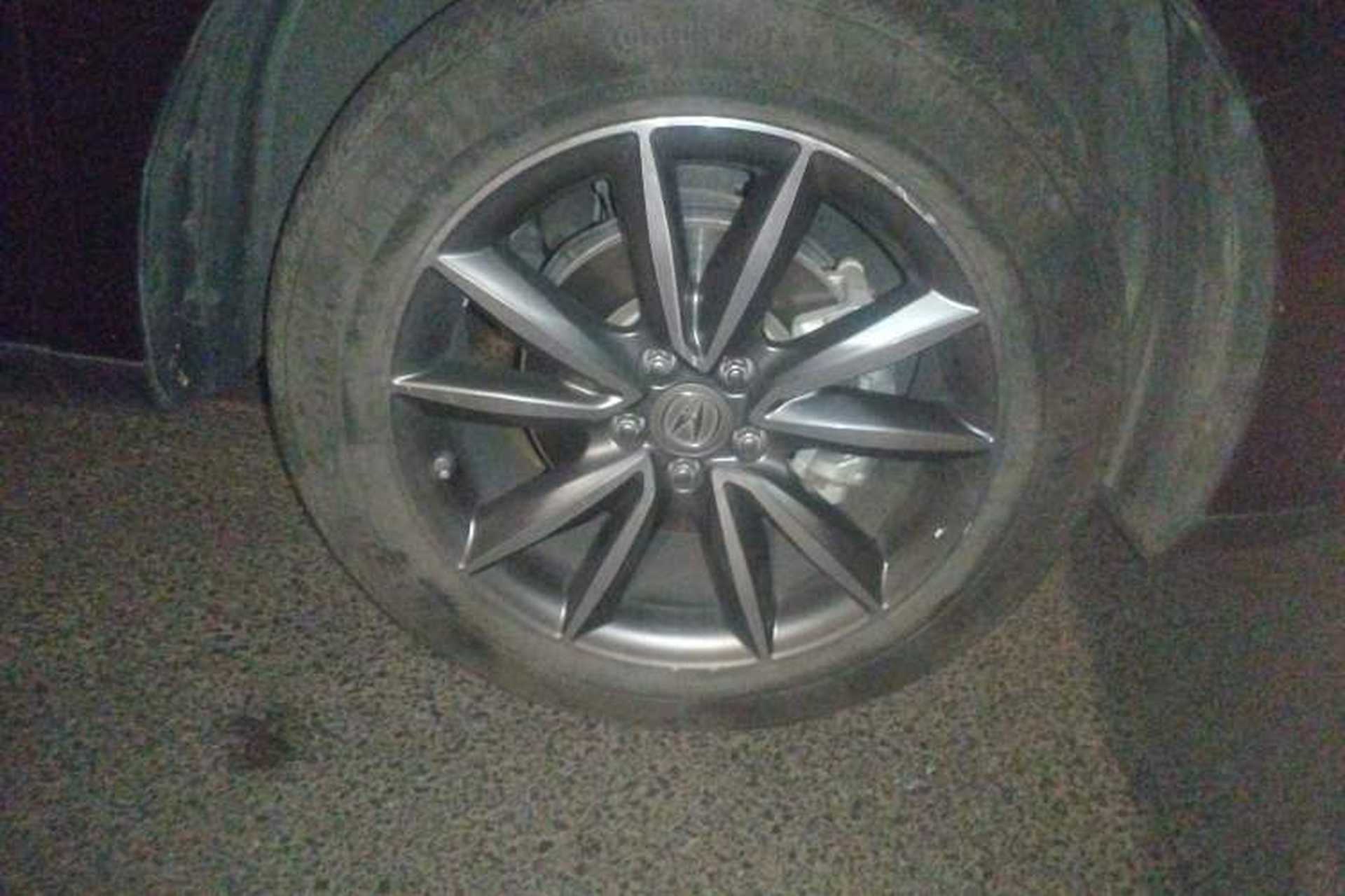 Used Acura RDX 2019 2.0T Luxury Edition China VI Standard Right Front Wheel Hub