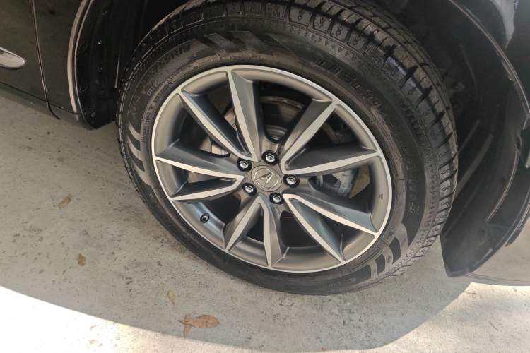 Used Acura RDX 2019 2.0T Smart Enjoyment Version SH-AWD China V Standard Right Front Wheel Hub