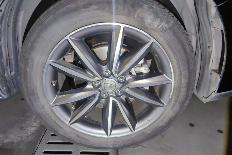 Used Acura RDX 2019 2.0T Smart Enjoyment Version SH-AWD China VI Right Front Wheel Hub