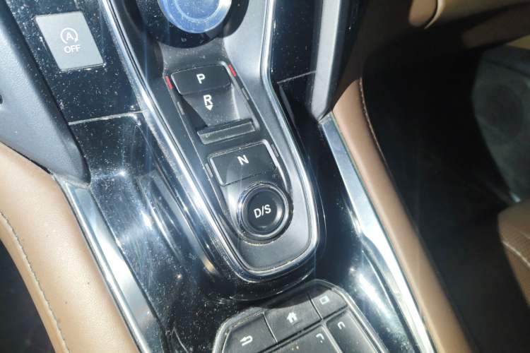 Used Acura RDX 2019 2.0T Diamond Edition SH-AWD China VI Standard Gear Lever