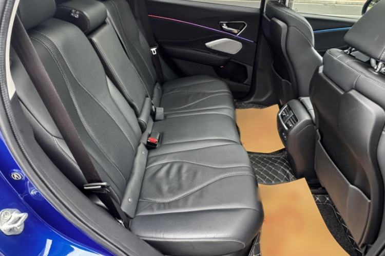 Used Acura RDX 2019 2.0T Luxury Edition China V Standard Interior 4