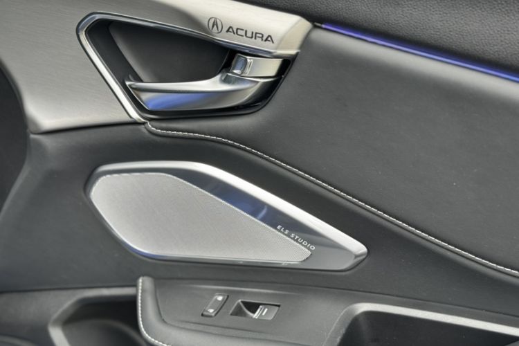 Used Acura RDX 2019 2.0T Luxury Edition China V Standard Interior 8