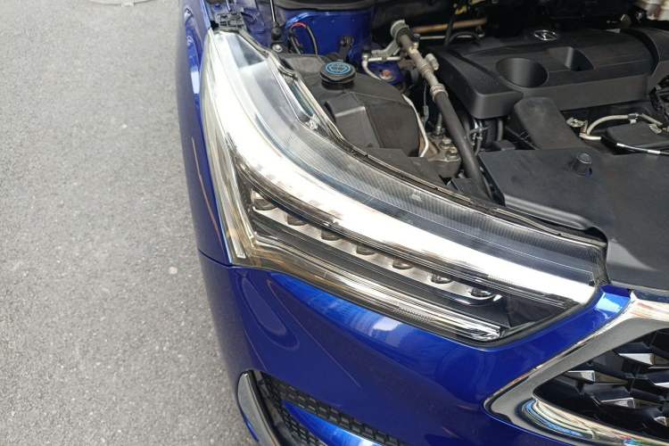 Used Acura RDX 2019 2.0T Diamond Edition SH-AWD China VI Standard Right Front Headlight