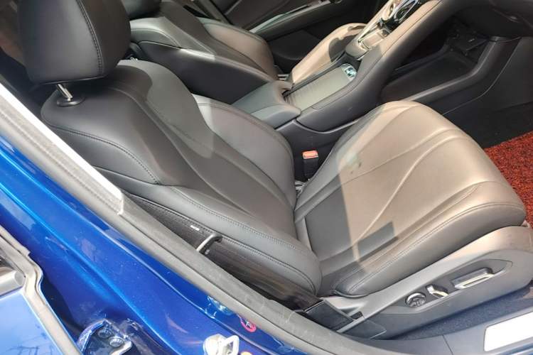 Used Acura RDX 2019 2.0T Smart Enjoyment Version SH-AWD China V Standard Right Front Seat