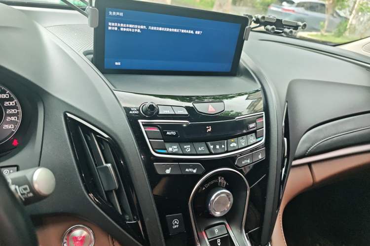 Used Acura RDX 2019 2.0T Luxury Edition China V Standard Audio And AC Panel