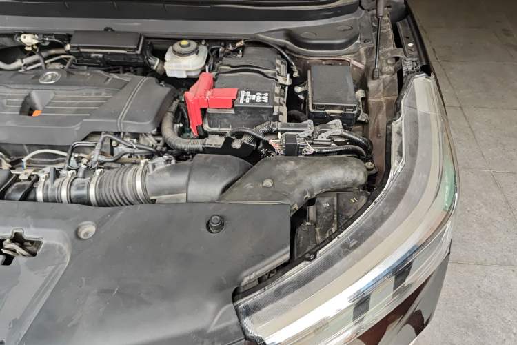 Used Acura RDX 2019 2.0T Enjoyment Version China VI Standard Engine Bay Left