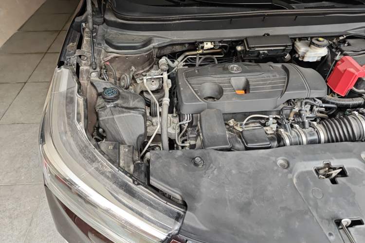 Used Acura RDX 2019 2.0T Enjoyment Version China VI Standard Engine Bay Right