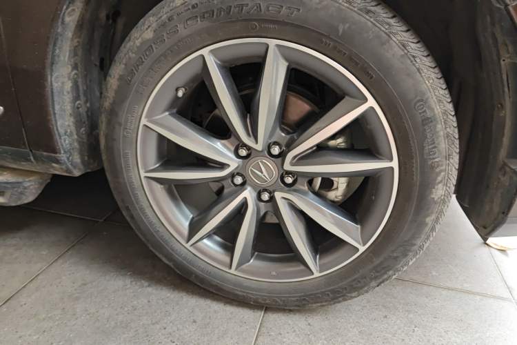 Used Acura RDX 2019 2.0T Enjoyment Version China VI Standard Right Front Wheel Hub
