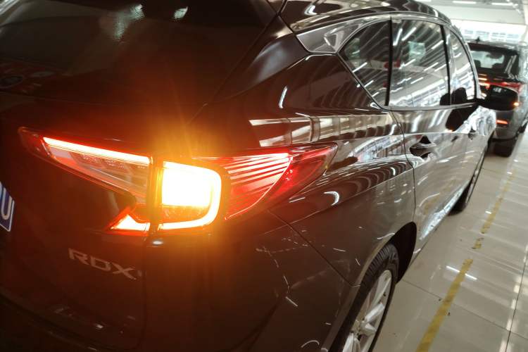 Used Acura RDX 2019 2.0T Comfort Edition China V Standard Right Rear Taillight