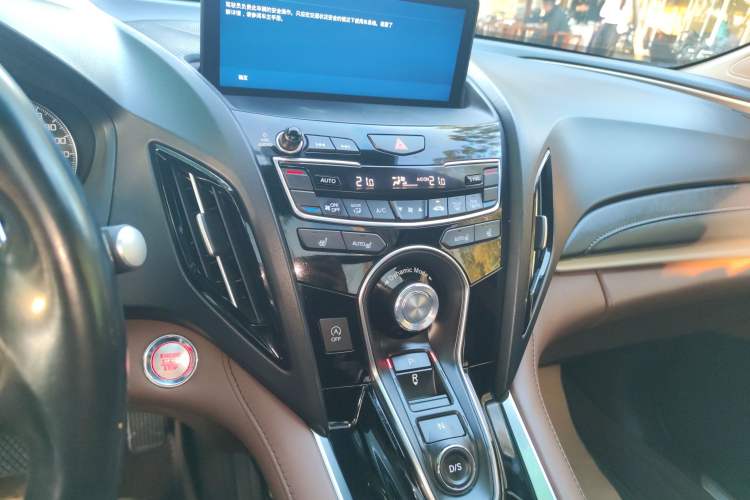 Used Acura RDX 2019 2.0T Luxury Edition China VI Standard Audio And AC Panel