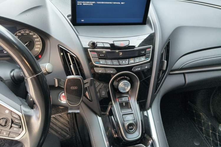 Used Acura RDX 2019 2.0T Smart Enjoyment Version SH-AWD China VI Audio And AC Panel
